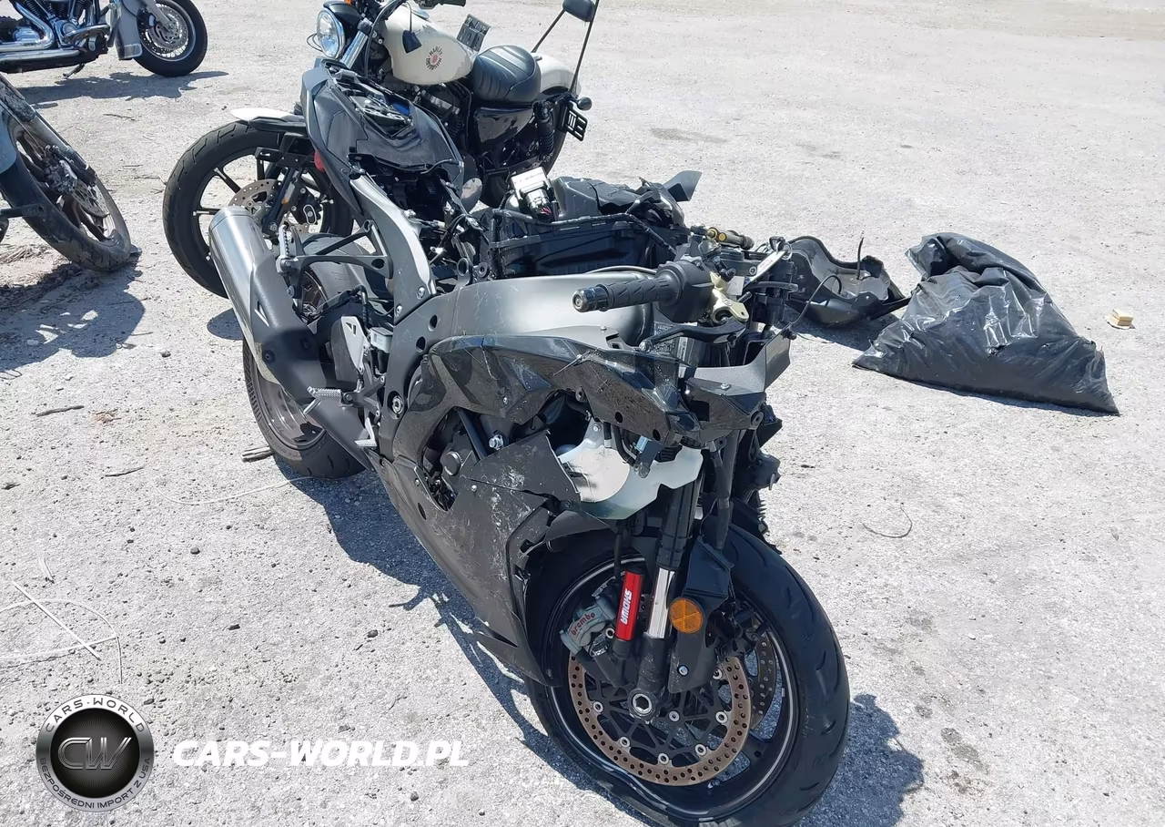 2025 Kawasaki Zx1002 M
