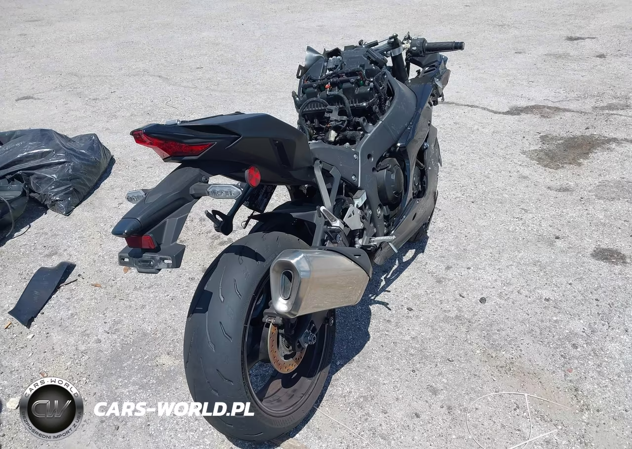 2025 Kawasaki Zx1002 M VIN:JKBZXVM11SA009974 - 4