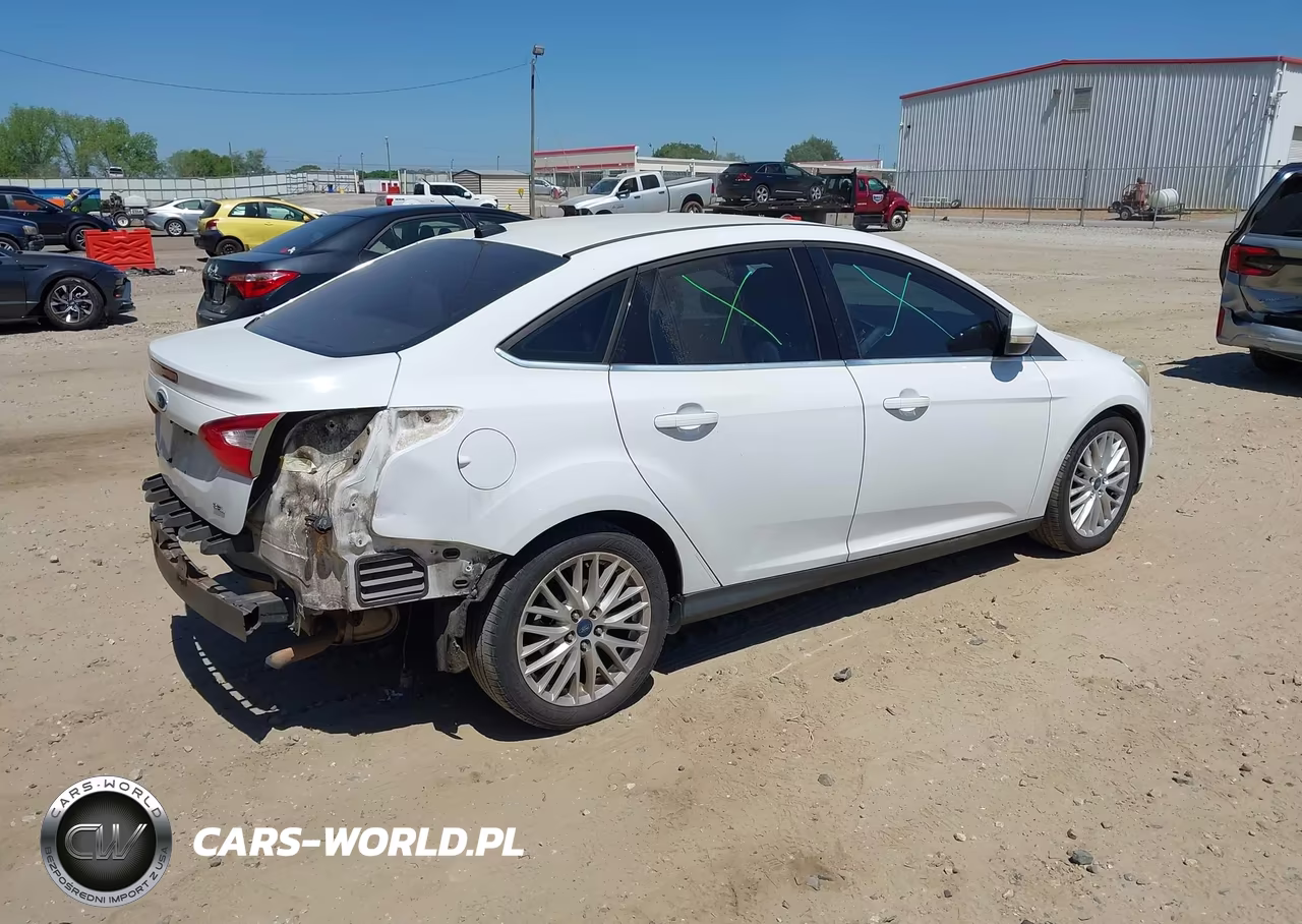 2012 Ford Focus Sel VIN:1FAHP3H26CL138446 - 4