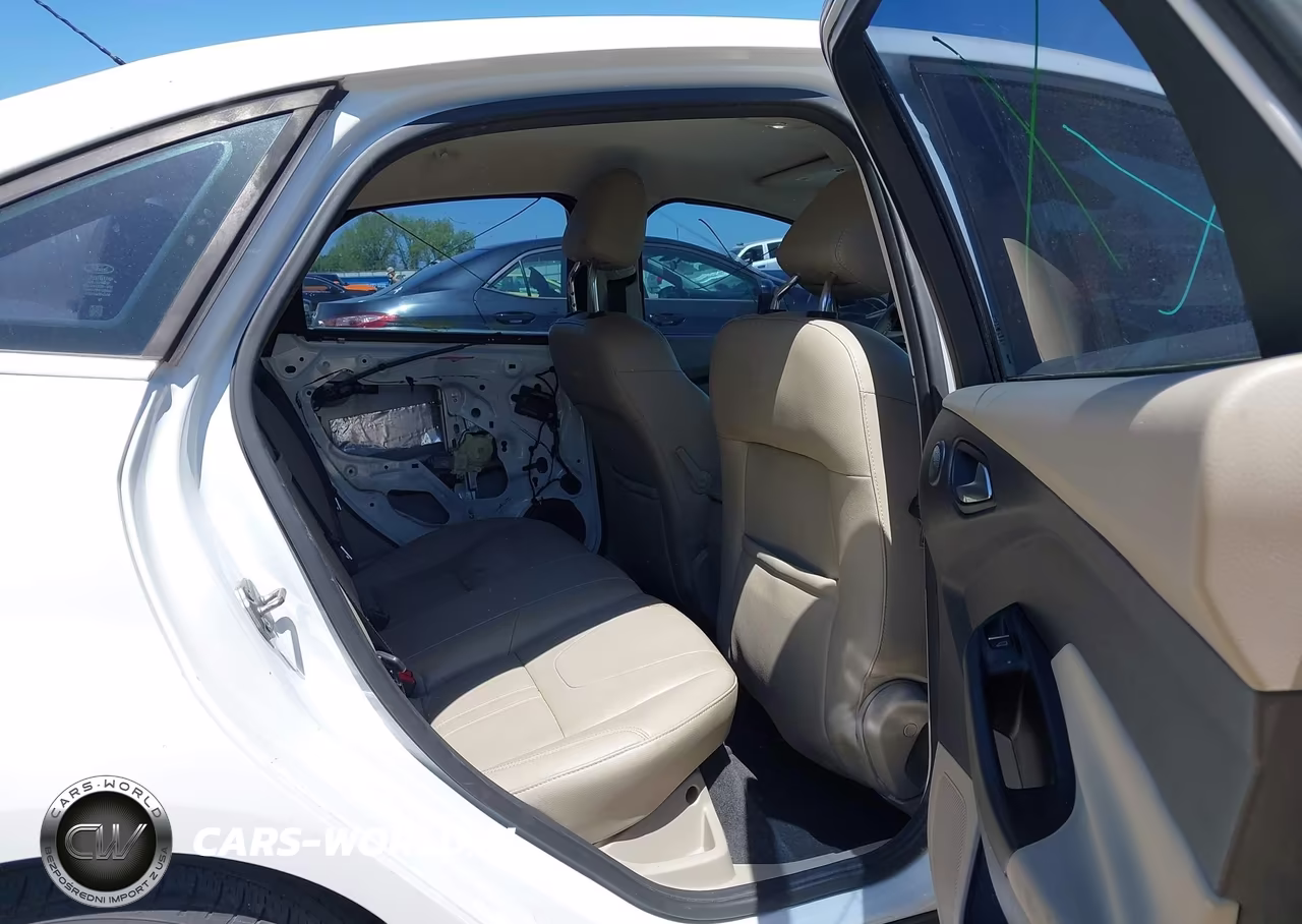 2012 Ford Focus Sel VIN:1FAHP3H26CL138446 - 8