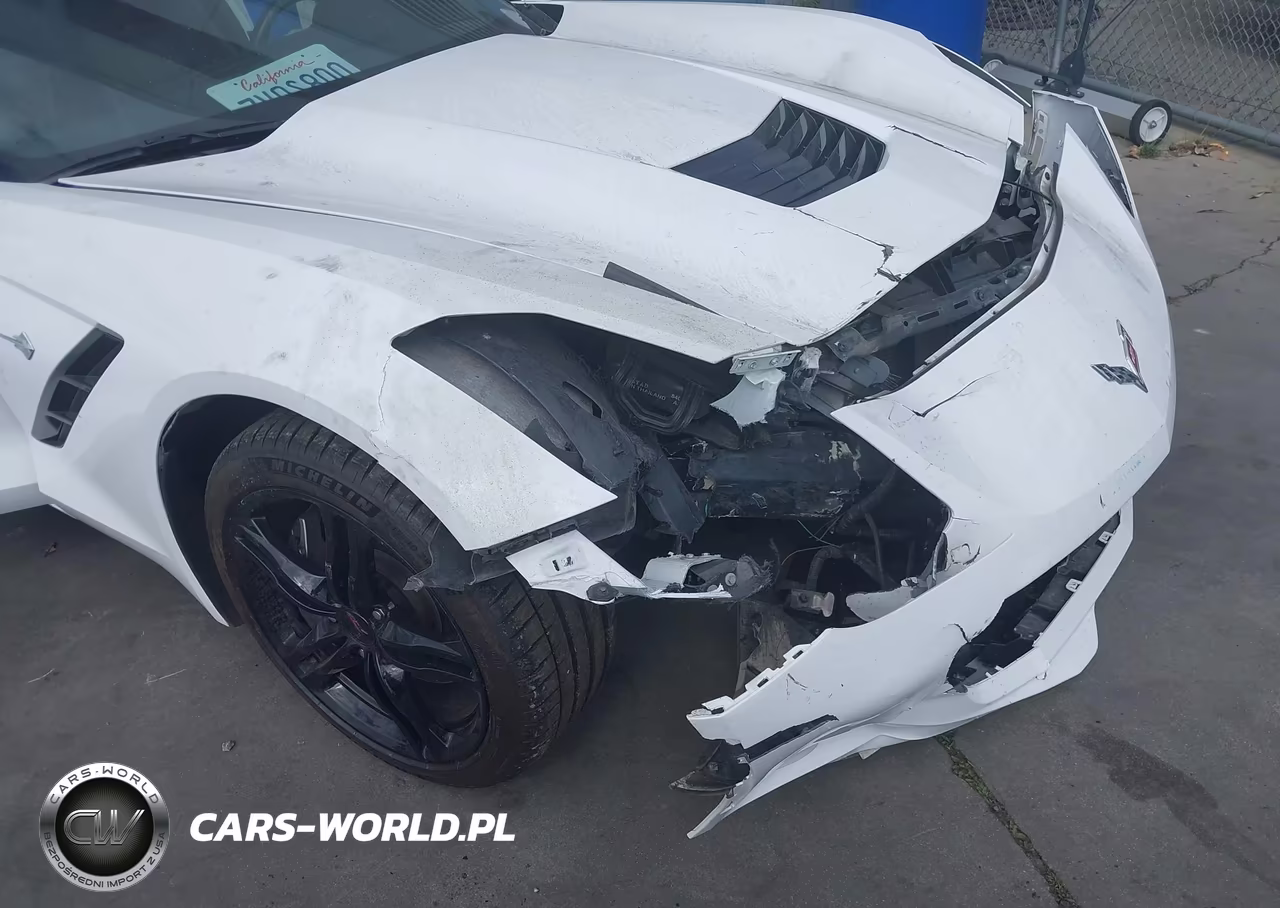 2016 Chevrolet Corvette Stingray VIN:1G1YB2D72G5125877 - 17