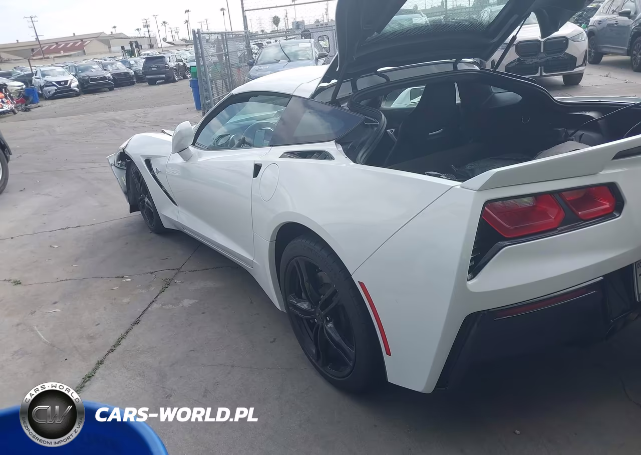 2016 Chevrolet Corvette Stingray VIN:1G1YB2D72G5125877 - 3