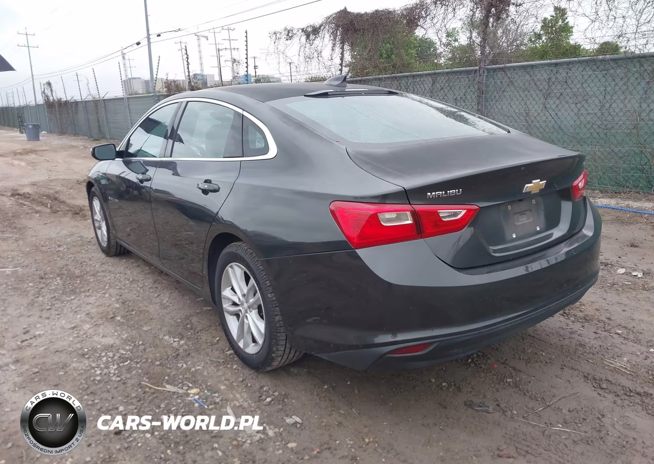 2018 Chevrolet Malibu Lt VIN:1G1ZD5ST7JF143387 - 3
