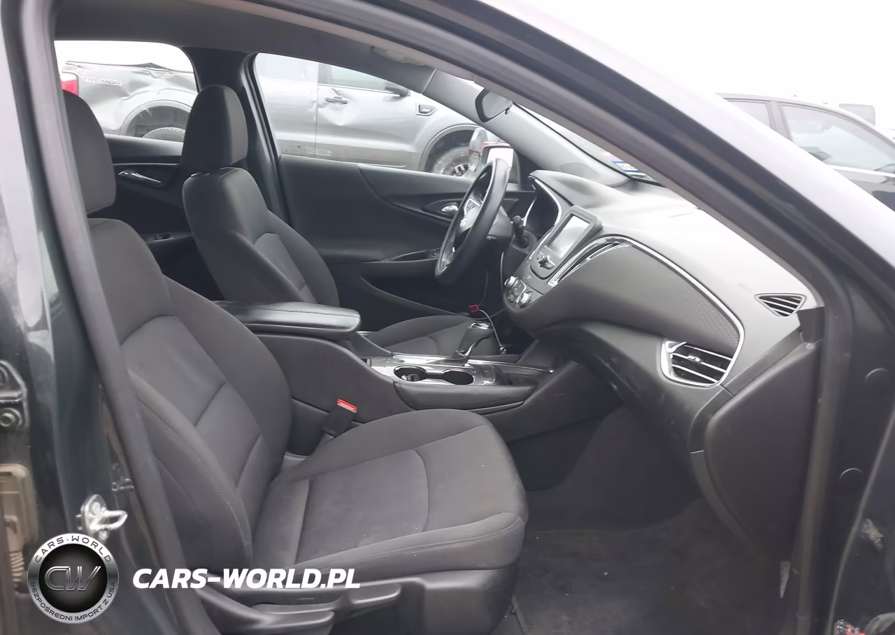 2018 Chevrolet Malibu Lt VIN:1G1ZD5ST7JF143387 - 5