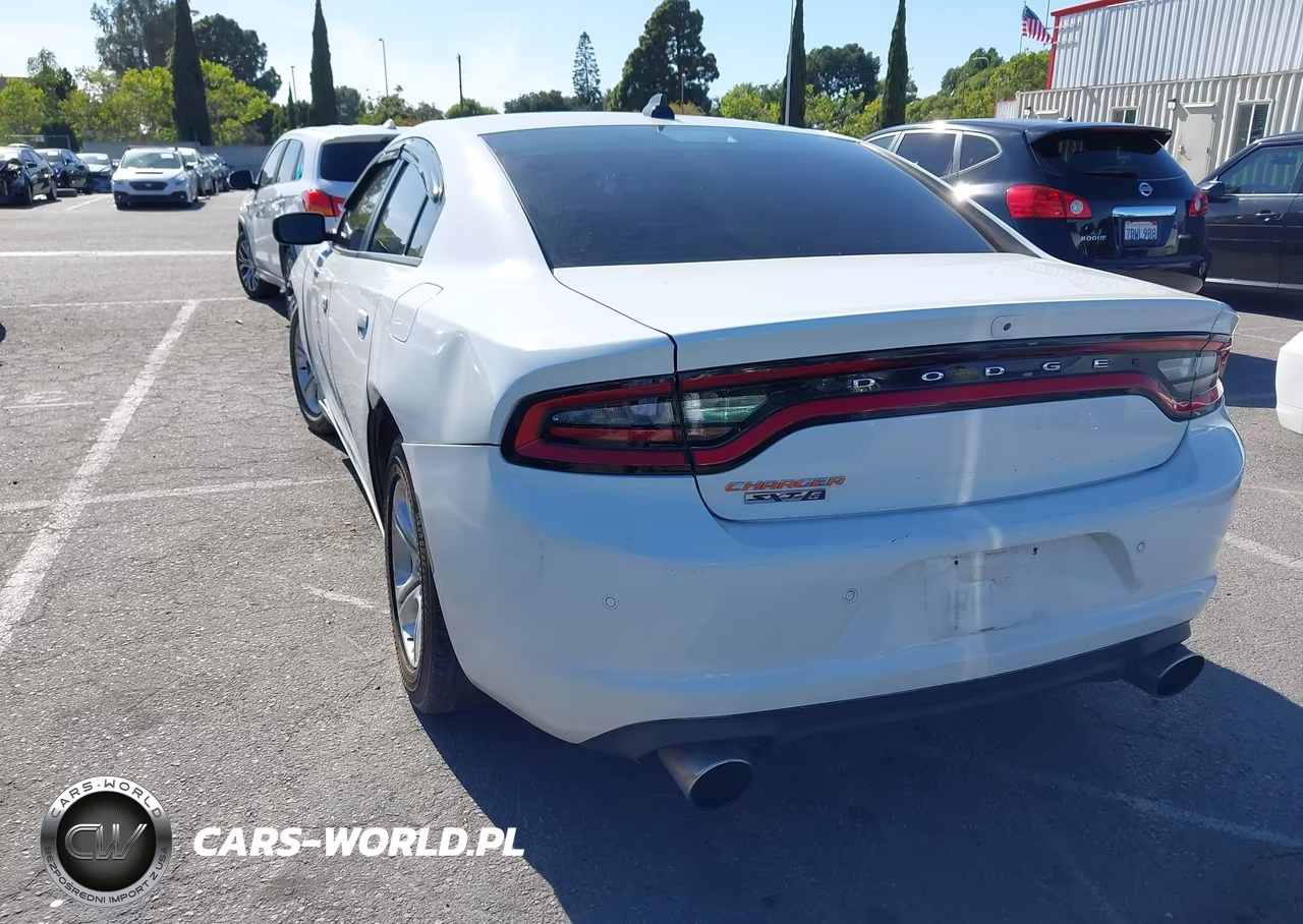 2019 Dodge Charger Sxt Rwd VIN:2C3CDXBG0KH725587 - 3