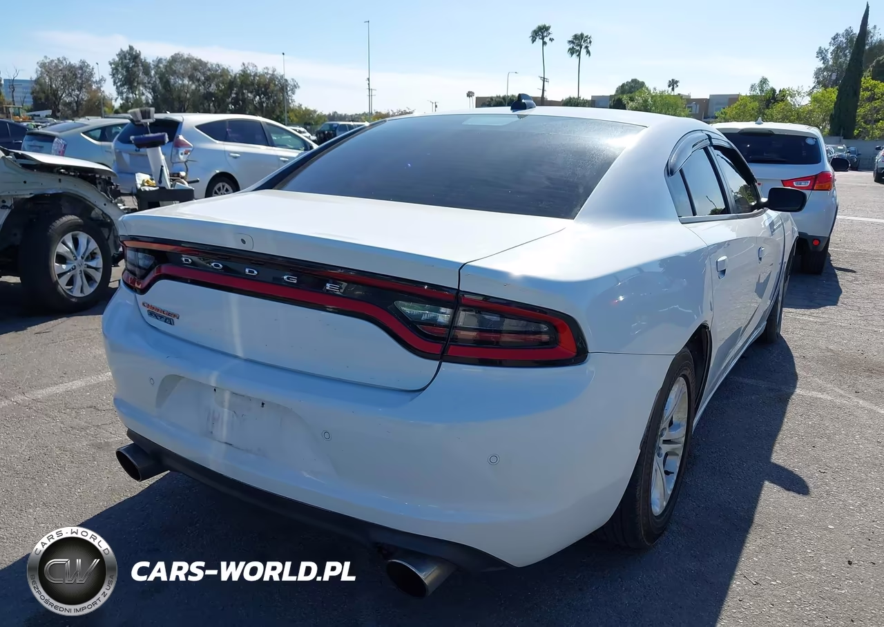 2019 Dodge Charger Sxt Rwd VIN:2C3CDXBG0KH725587 - 4