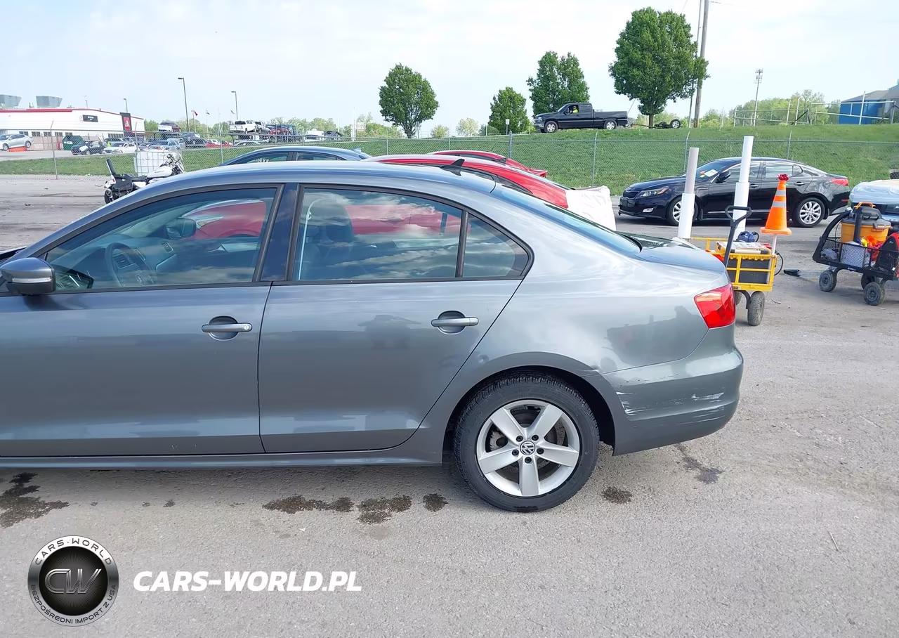2012 Volkswagen Jetta 2.0L Tdi VIN:3VWLL7AJ4CM386523 - 17