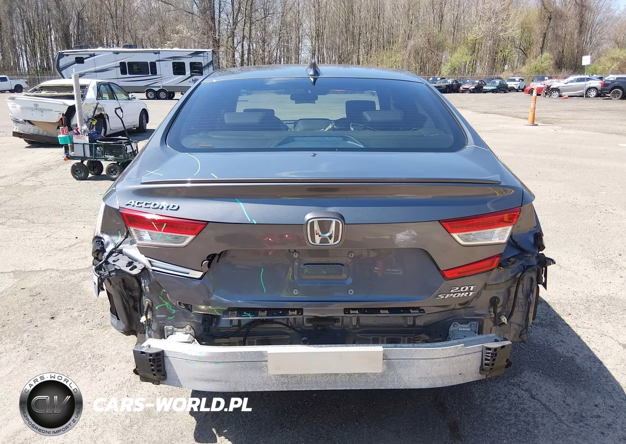 2018 Honda Accord Sport 2.0T VIN:1HGCV2F37JA008136 - 17