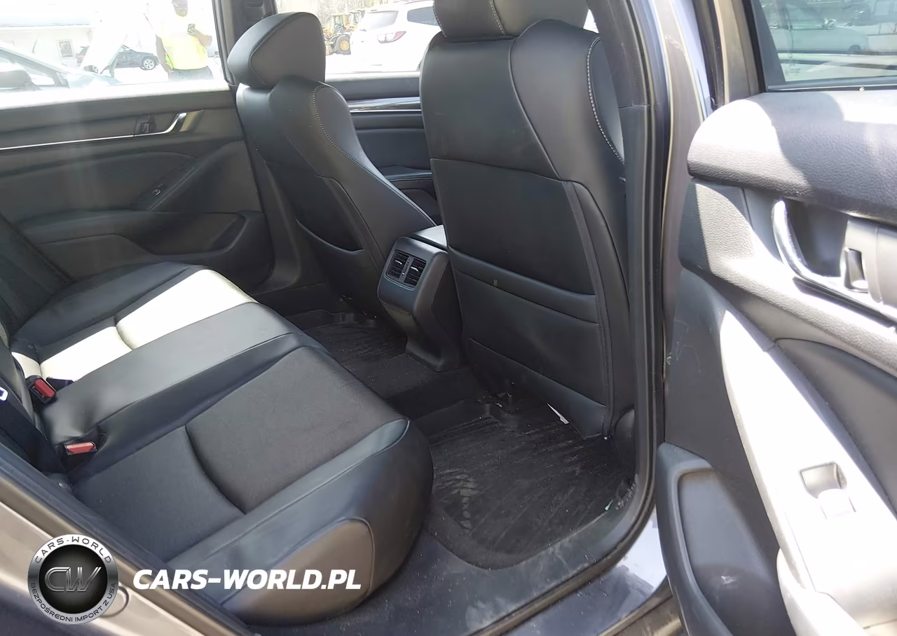 2018 Honda Accord Sport 2.0T VIN:1HGCV2F37JA008136 - 8