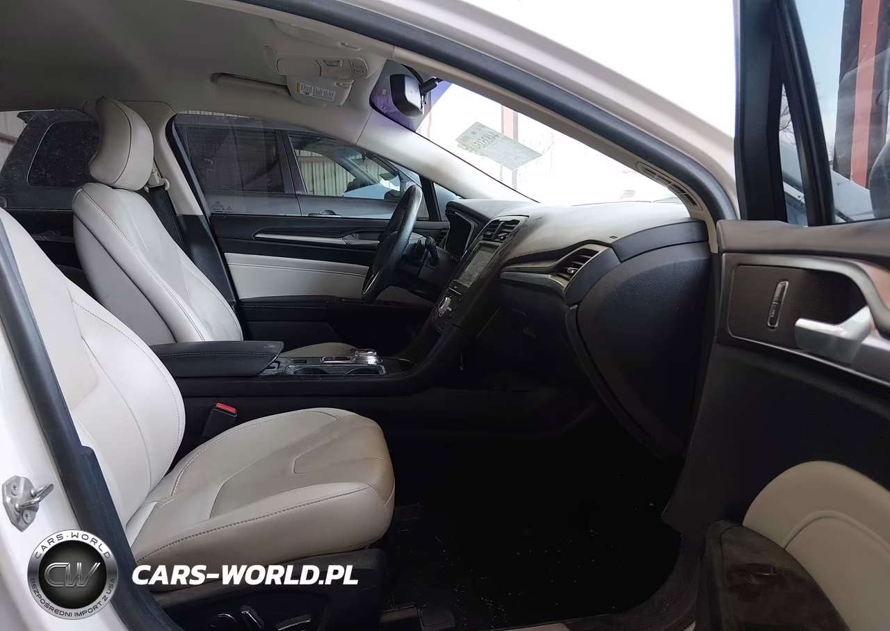 2018 Ford Fusion Titanium VIN:3FA6P0D91JR168512 - 5