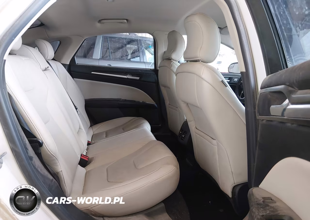 2018 Ford Fusion Titanium VIN:3FA6P0D91JR168512 - 8
