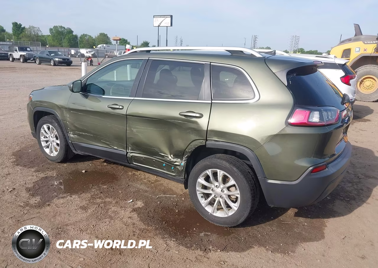2019 Jeep Cherokee Latitude Fwd VIN:1C4PJLCB9KD206083 - 3