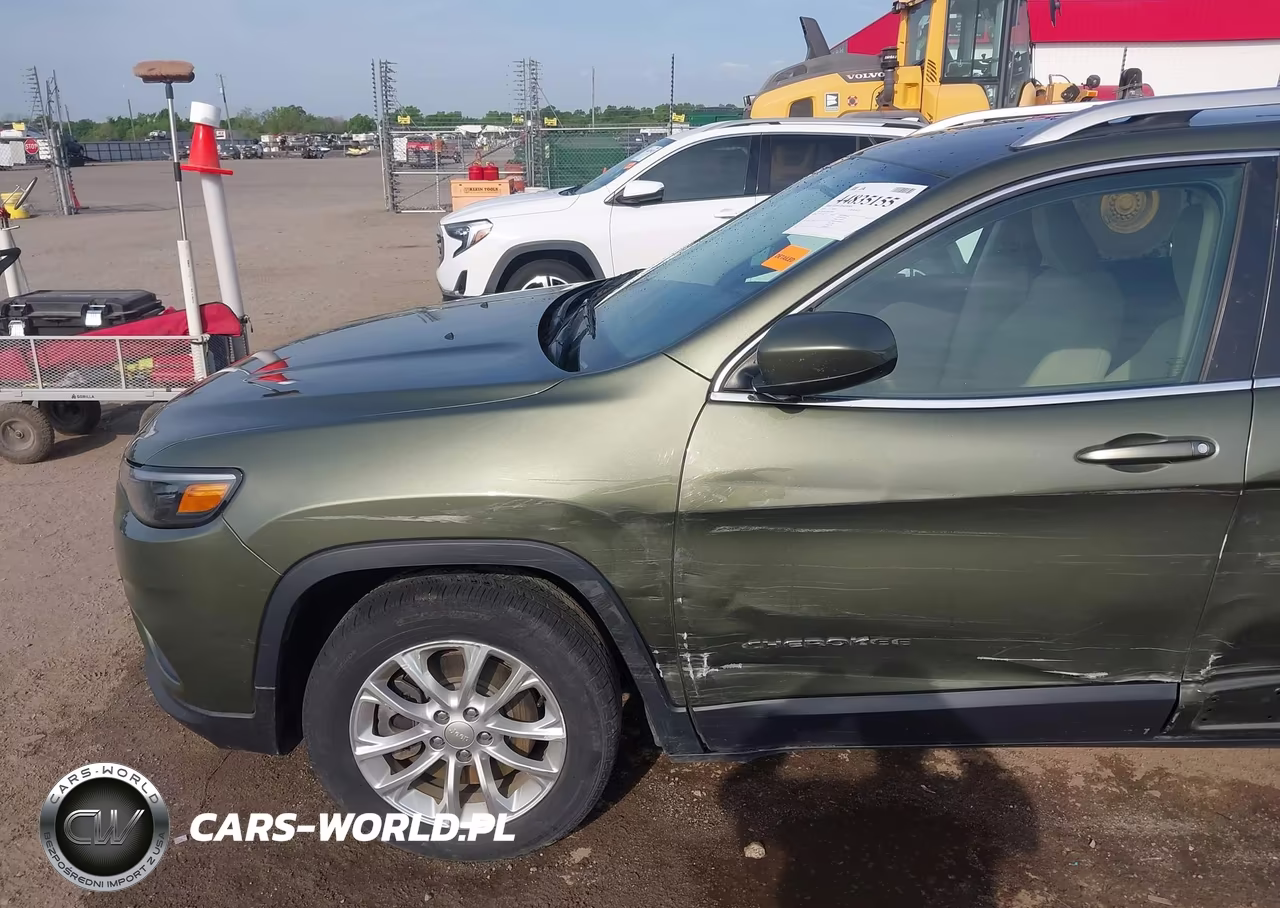 2019 Jeep Cherokee Latitude Fwd VIN:1C4PJLCB9KD206083 - 6