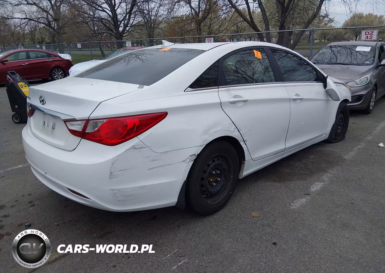 2012 Hyundai Sonata Gls VIN:5NPEB4ACXCH423062 - 4