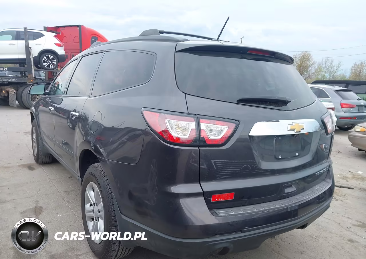 2015 Chevrolet Traverse Ls VIN:1GNKRFKD5FJ264424 - 3