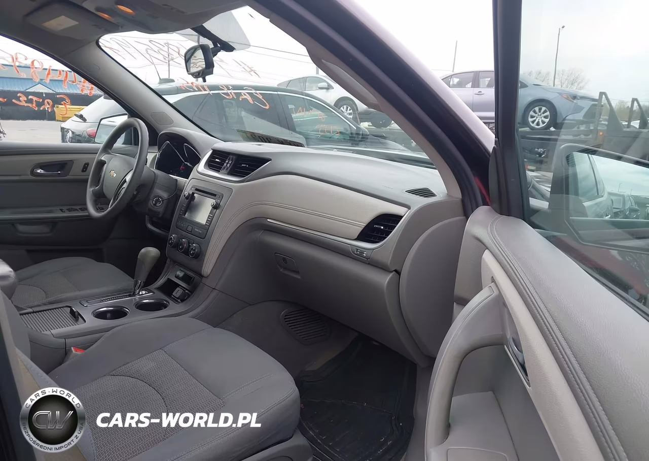 2015 Chevrolet Traverse Ls VIN:1GNKRFKD5FJ264424 - 5