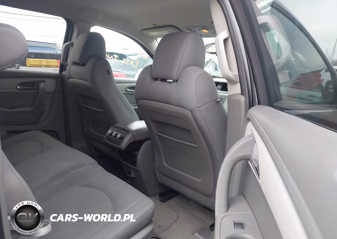 2015 Chevrolet Traverse Ls VIN:1GNKRFKD5FJ264424 - 8