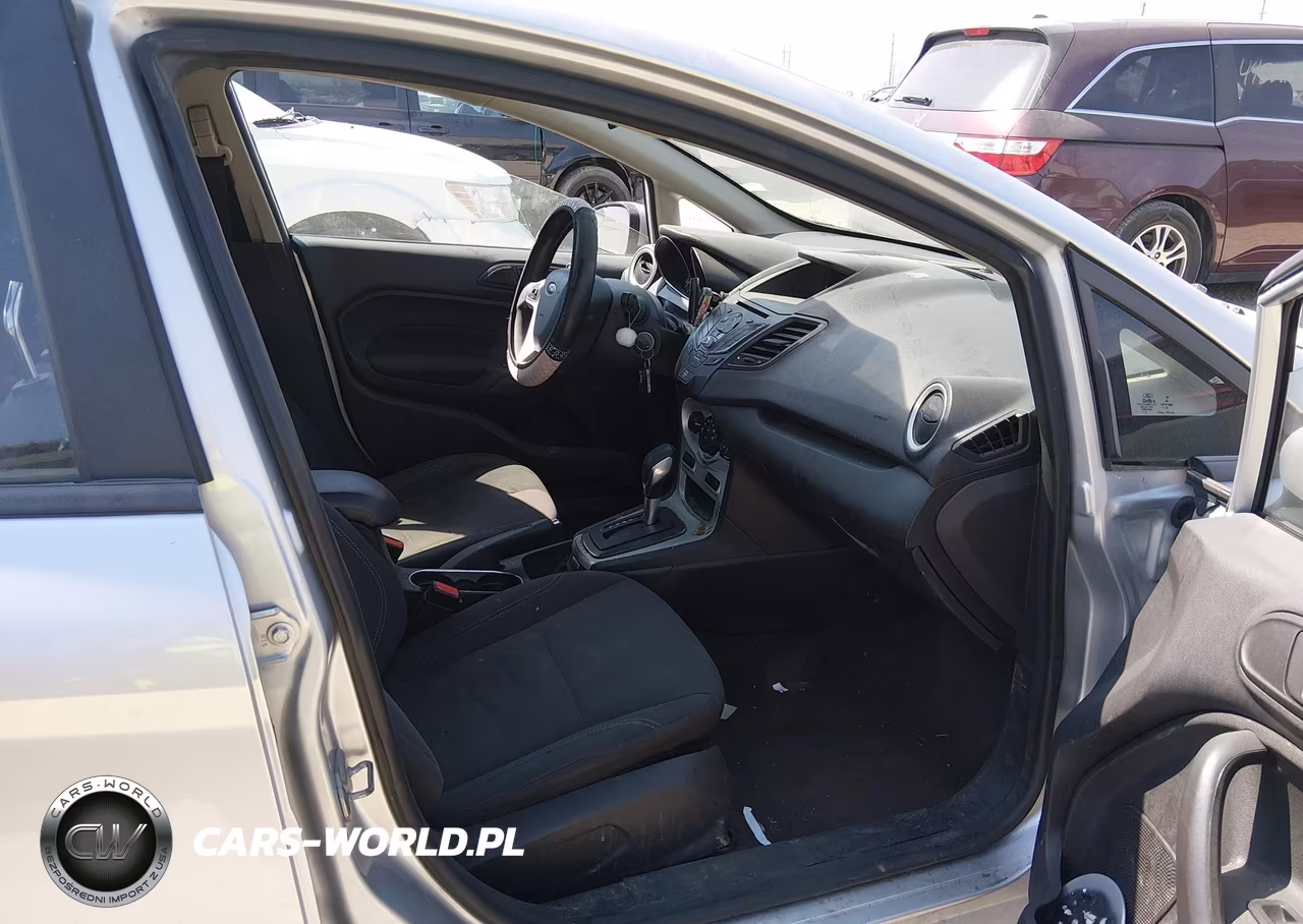 2018 Ford Fiesta Se VIN:3FADP4BJ4JM127638 - 5