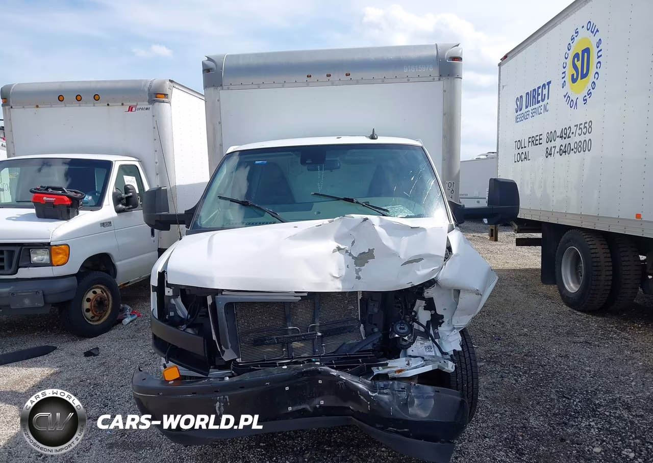 2020 GMC Savana Cutaway Work Van VIN:7GZ37TCG4LN008549 - 12