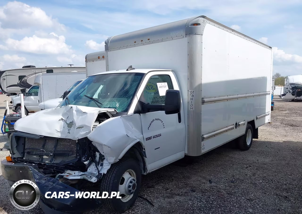 2020 GMC Savana Cutaway Work Van VIN:7GZ37TCG4LN008549 - 2
