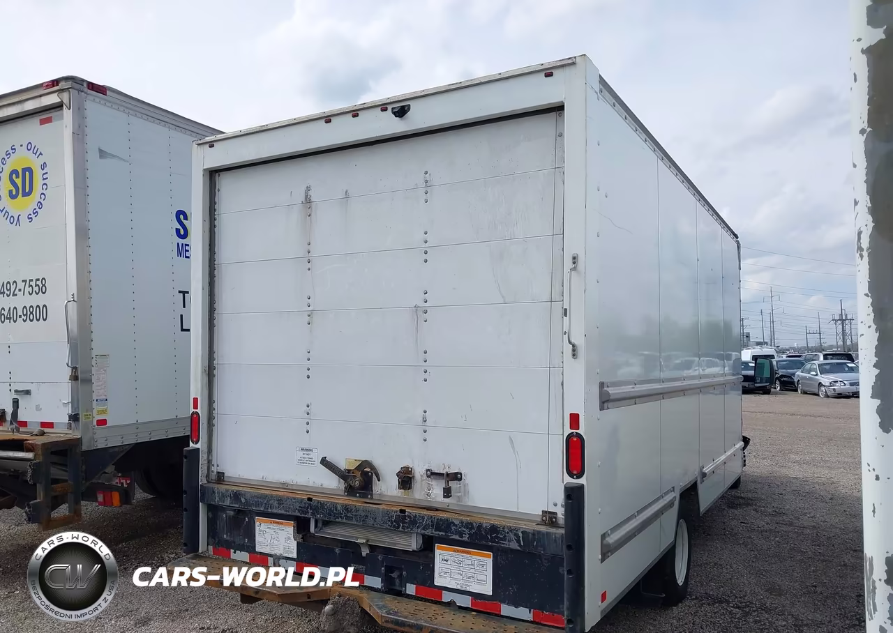 2020 GMC Savana Cutaway Work Van VIN:7GZ37TCG4LN008549 - 4