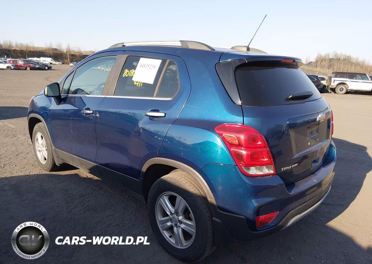 2020 Chevrolet Trax Awd Lt VIN:3GNCJPSB2LL326768 - 3