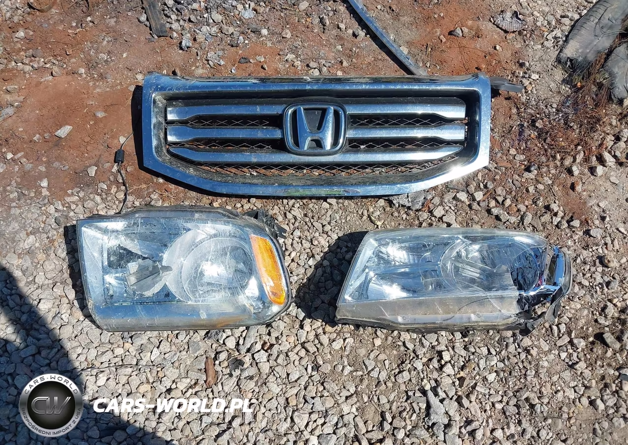2012 Honda Pilot Touring VIN:5FNYF3H97CB037929 - 12