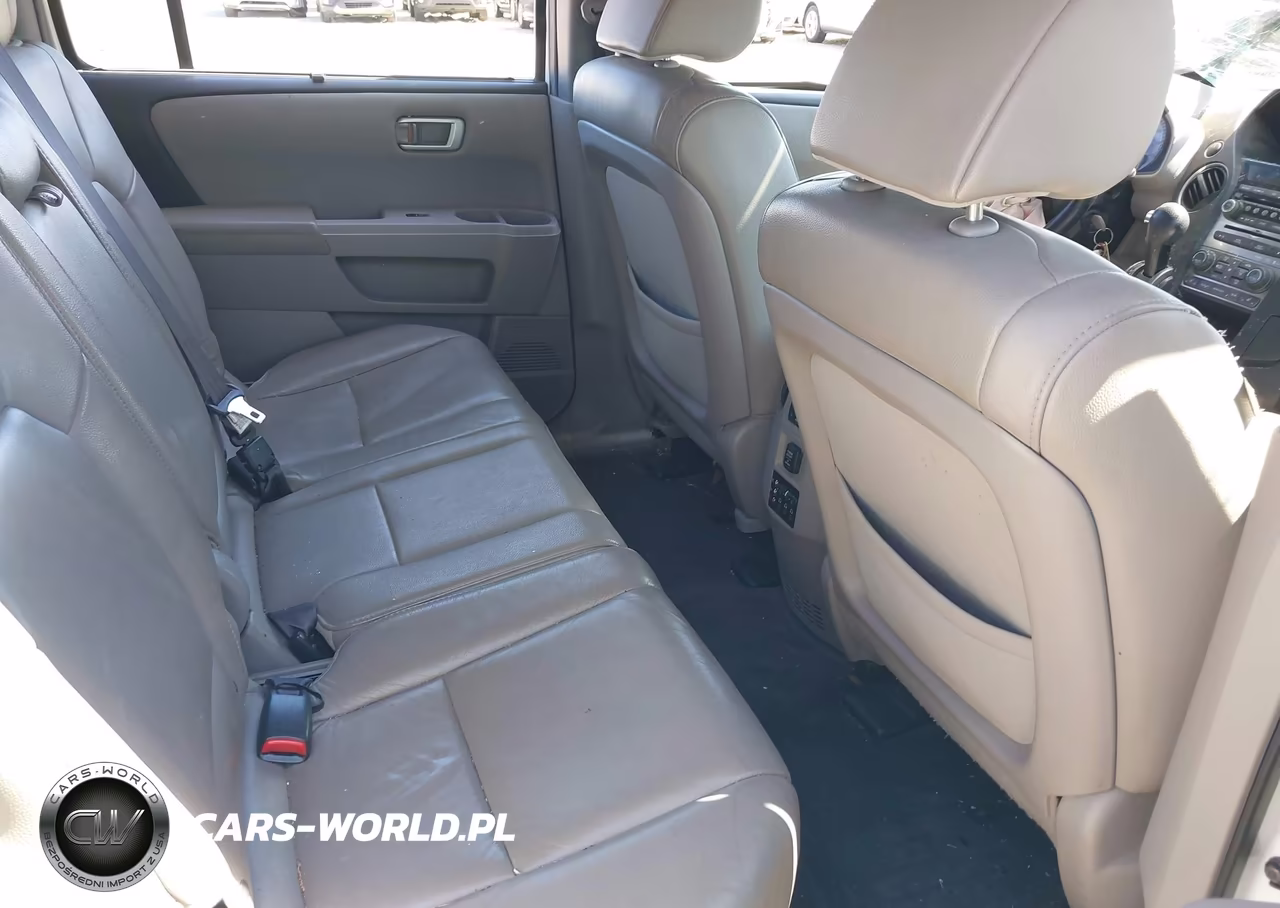 2012 Honda Pilot Touring VIN:5FNYF3H97CB037929 - 8