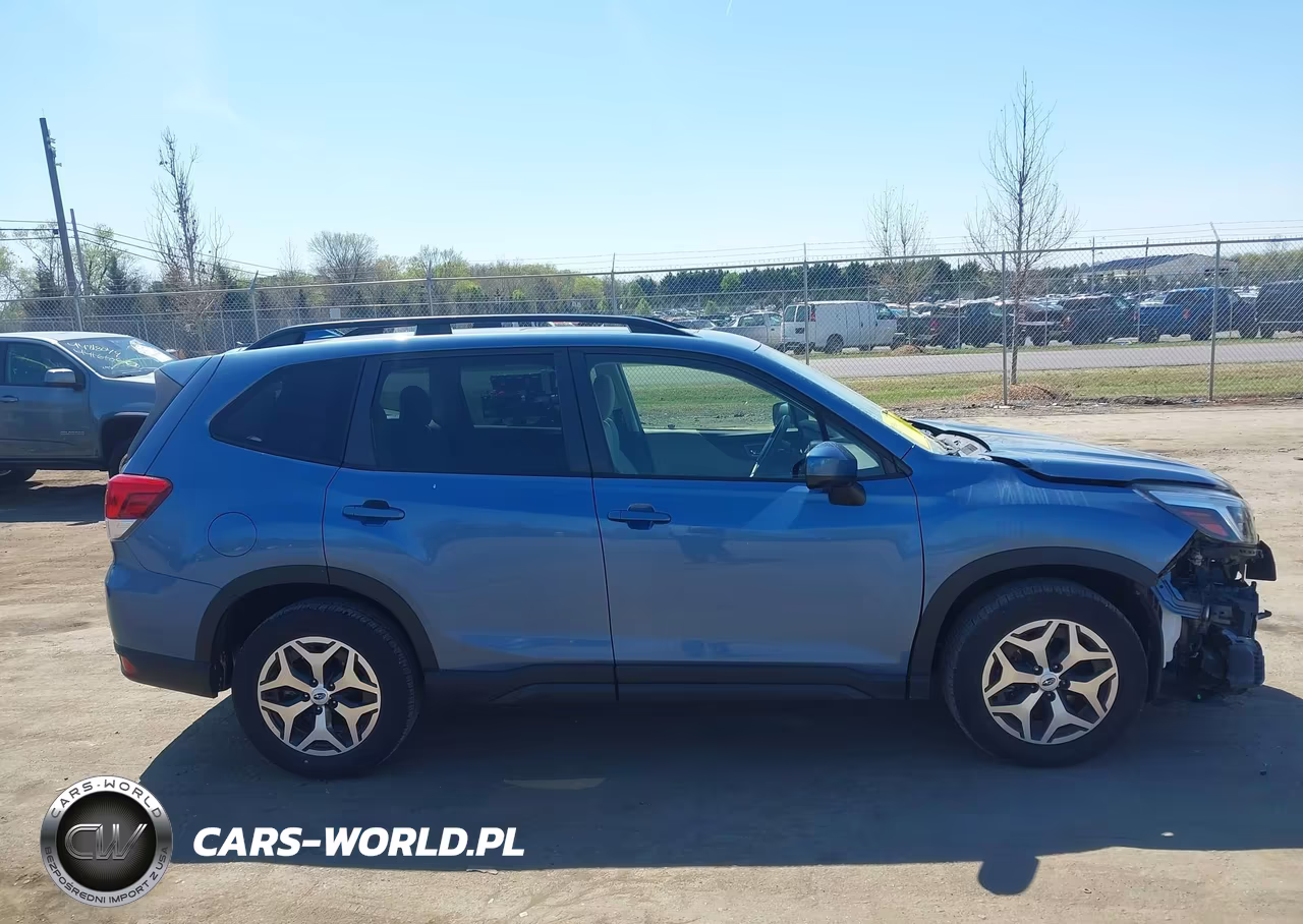 2021 Subaru Forester Premium VIN:JF2SKAFCXMH564421 - 14