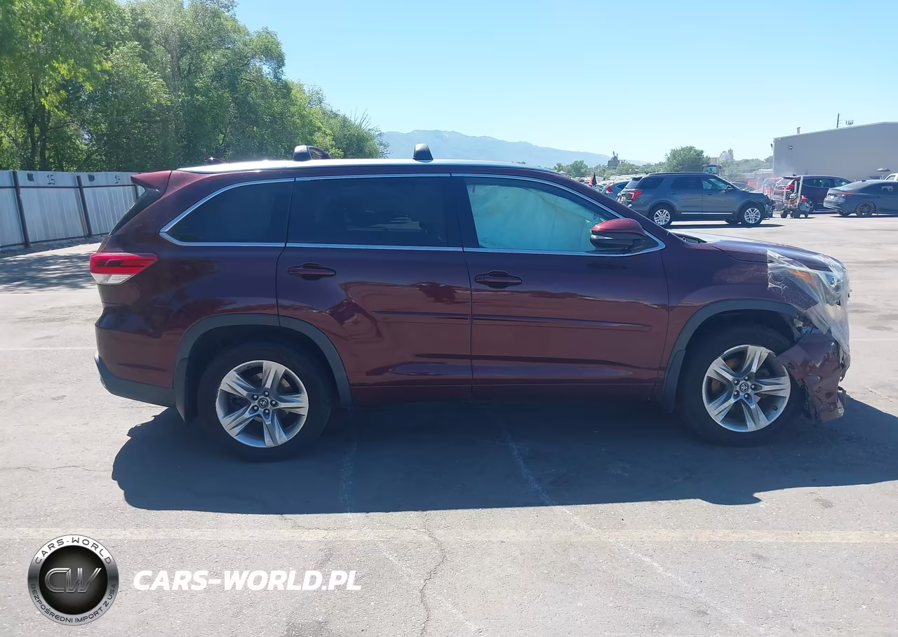 2018 Toyota Highlander Limited VIN:5TDDZRFH6JS869581 - 14