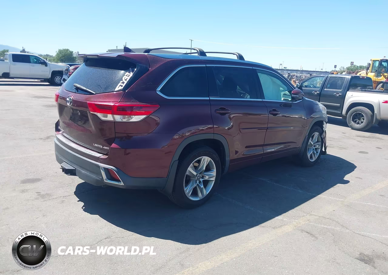 2018 Toyota Highlander Limited VIN:5TDDZRFH6JS869581 - 4