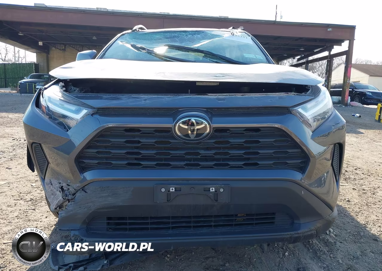 2025 Toyota Rav4 Xle VIN:2T3P1RFV9SW513409 - 11