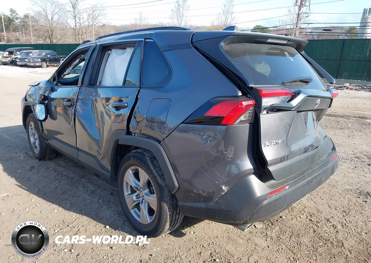2025 Toyota Rav4 Xle VIN:2T3P1RFV9SW513409 - 3