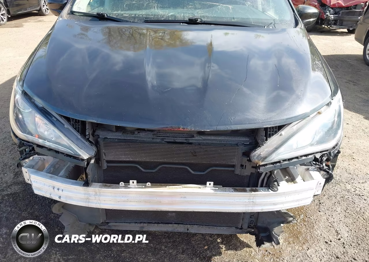 2019 Chrysler Pacifica Touring L VIN:2C4RC1BG2KR532759 - 6