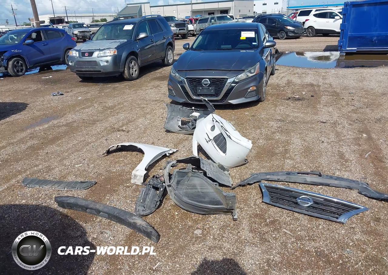 2015 Nissan Sentra Sr VIN:3N1AB7AP2FY292870 - 12
