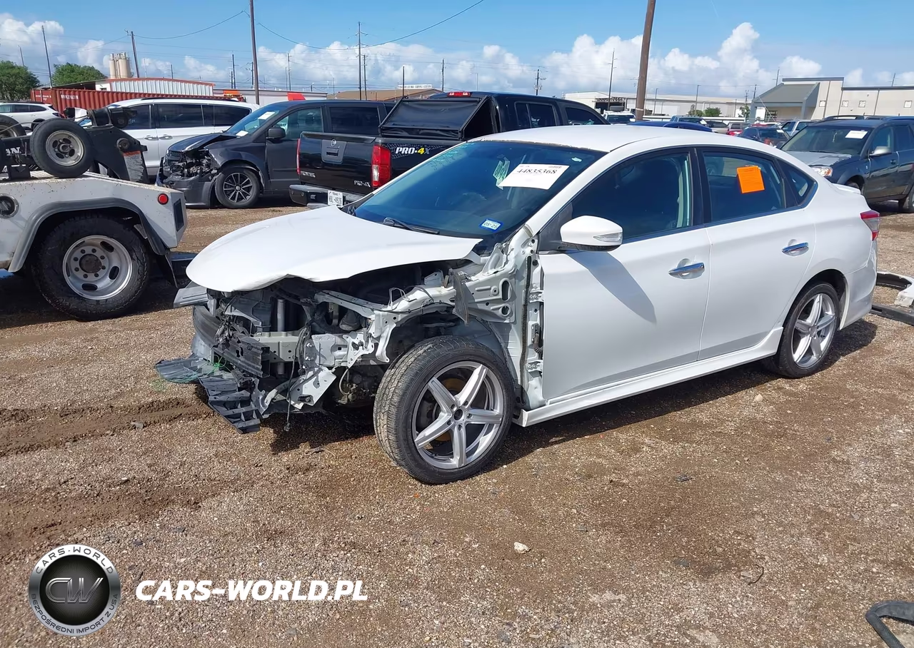2015 Nissan Sentra Sr VIN:3N1AB7AP2FY292870 - 2