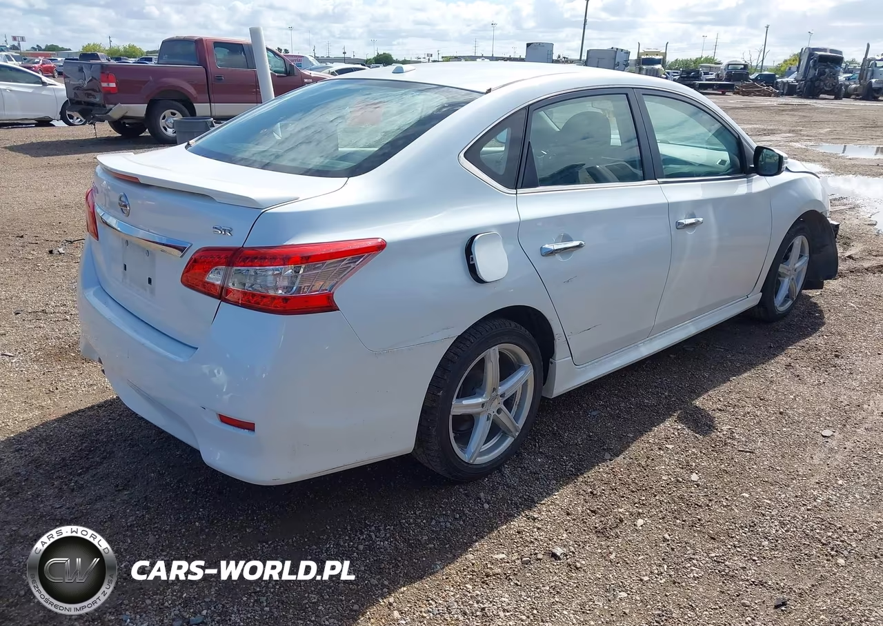 2015 Nissan Sentra Sr VIN:3N1AB7AP2FY292870 - 4