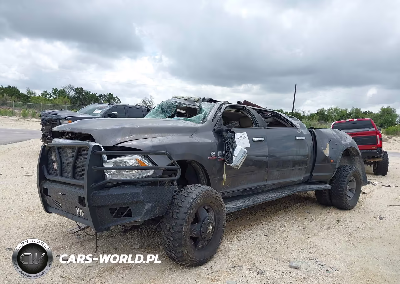 2015 Ram 3500 Laramie VIN:3C63RRML6FG604949 - 2