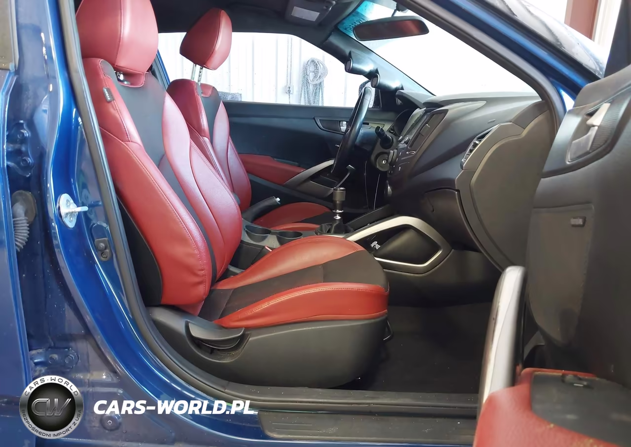 2017 Hyundai Veloster Turbo R-Spec VIN:KMHTC6AE5HU318536 - 5
