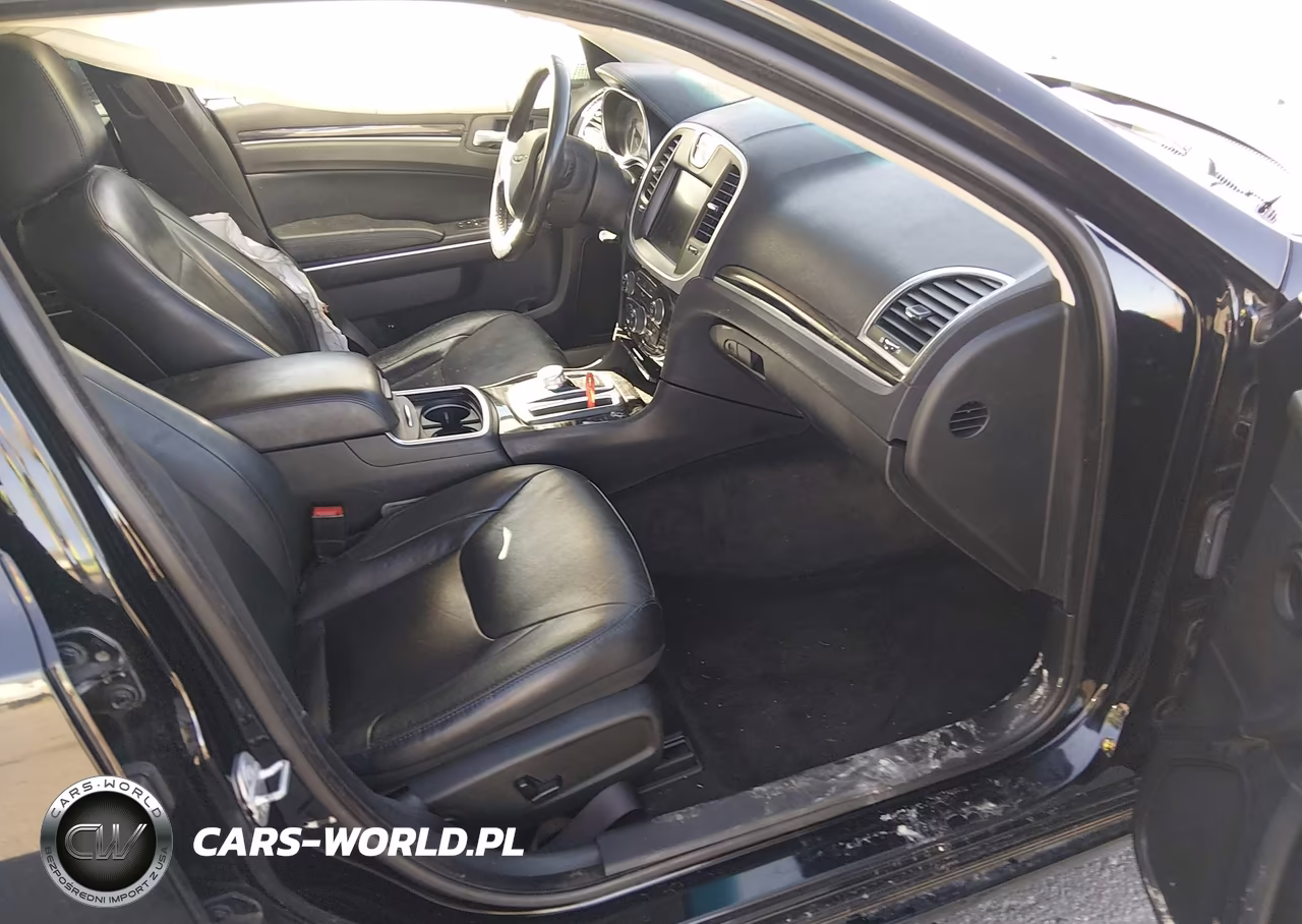 2016 Chrysler 300 Touring VIN:2C3CCAAG2GH190500 - 5