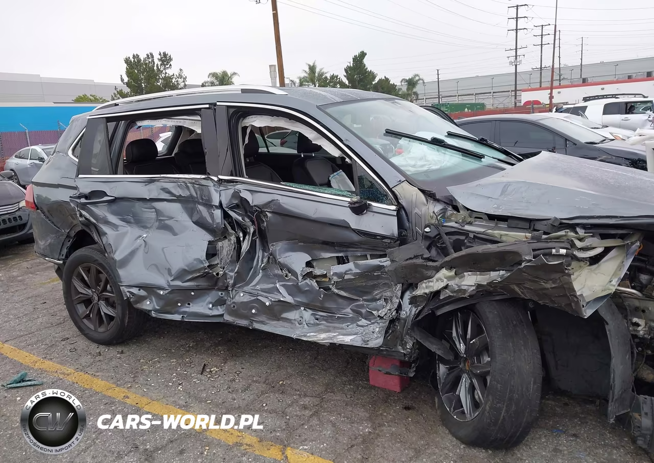2022 Volkswagen Tiguan 2.0T Se VIN:3VV3B7AX5NM157766 - 17