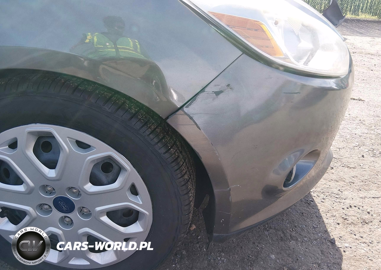 2012 Ford Focus Se VIN:1FAHP3F25CL302823 - 6