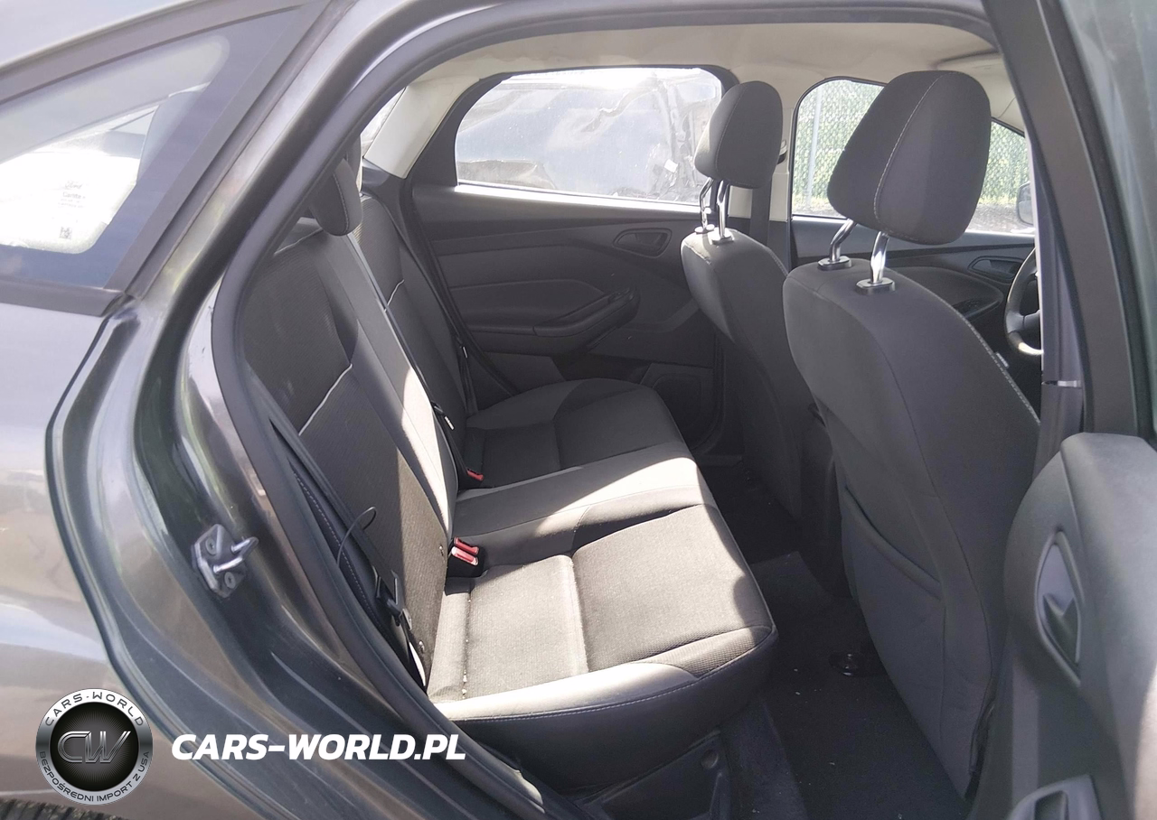 2012 Ford Focus Se VIN:1FAHP3F25CL302823 - 8