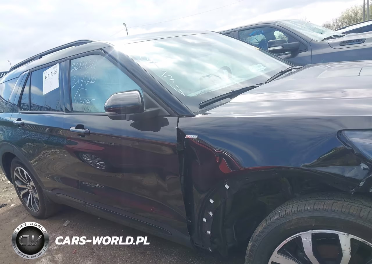 2025 Ford Explorer St-Line VIN:1FMUK8KH3SGA77660 - 13