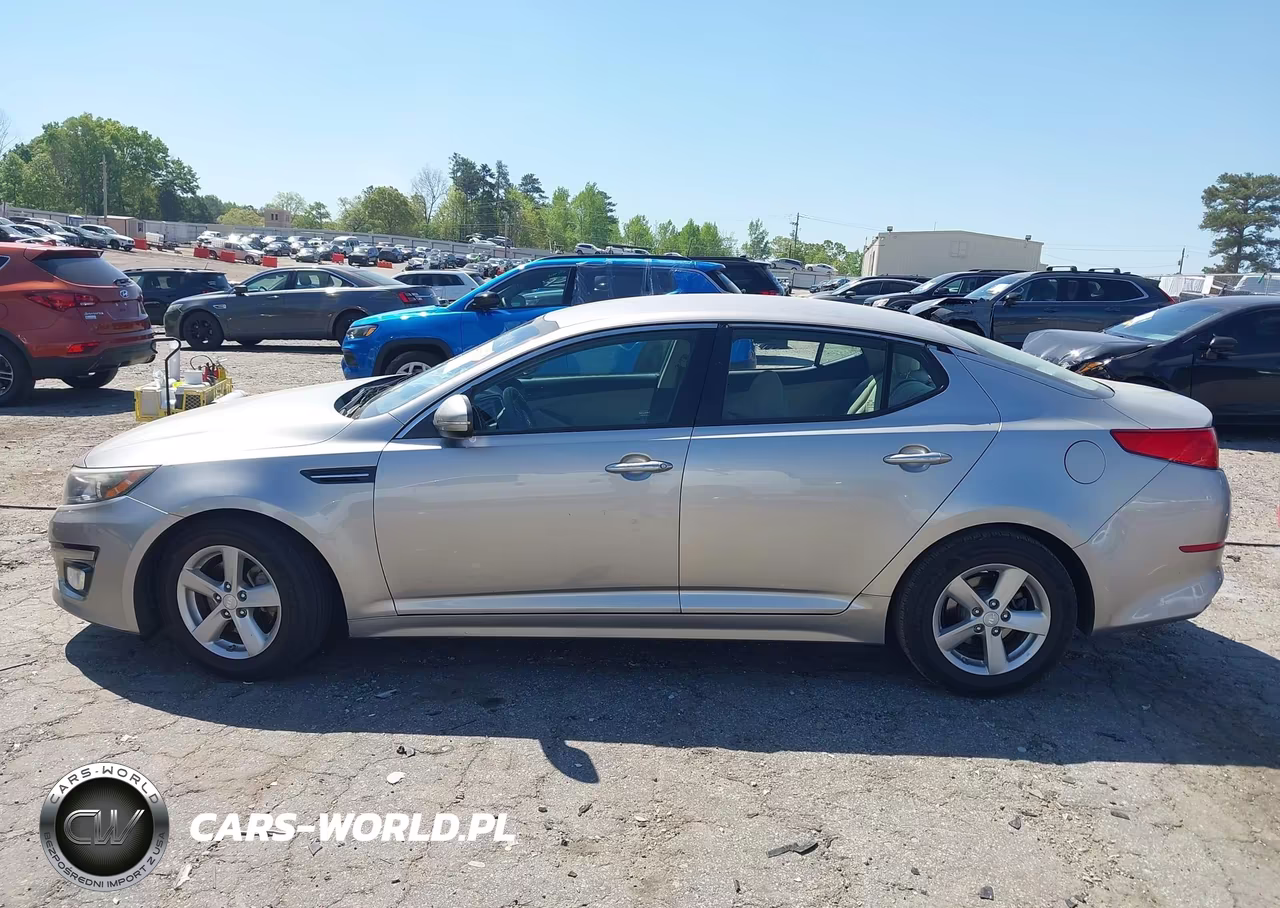 2015 Kia Optima Lx VIN:5XXGM4A70FG454214 - 14