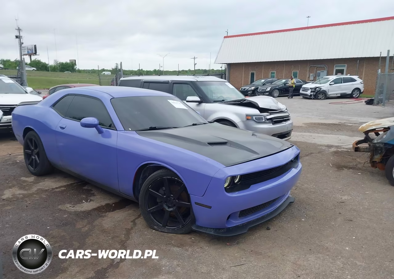2016 Dodge Challenger Sxt
