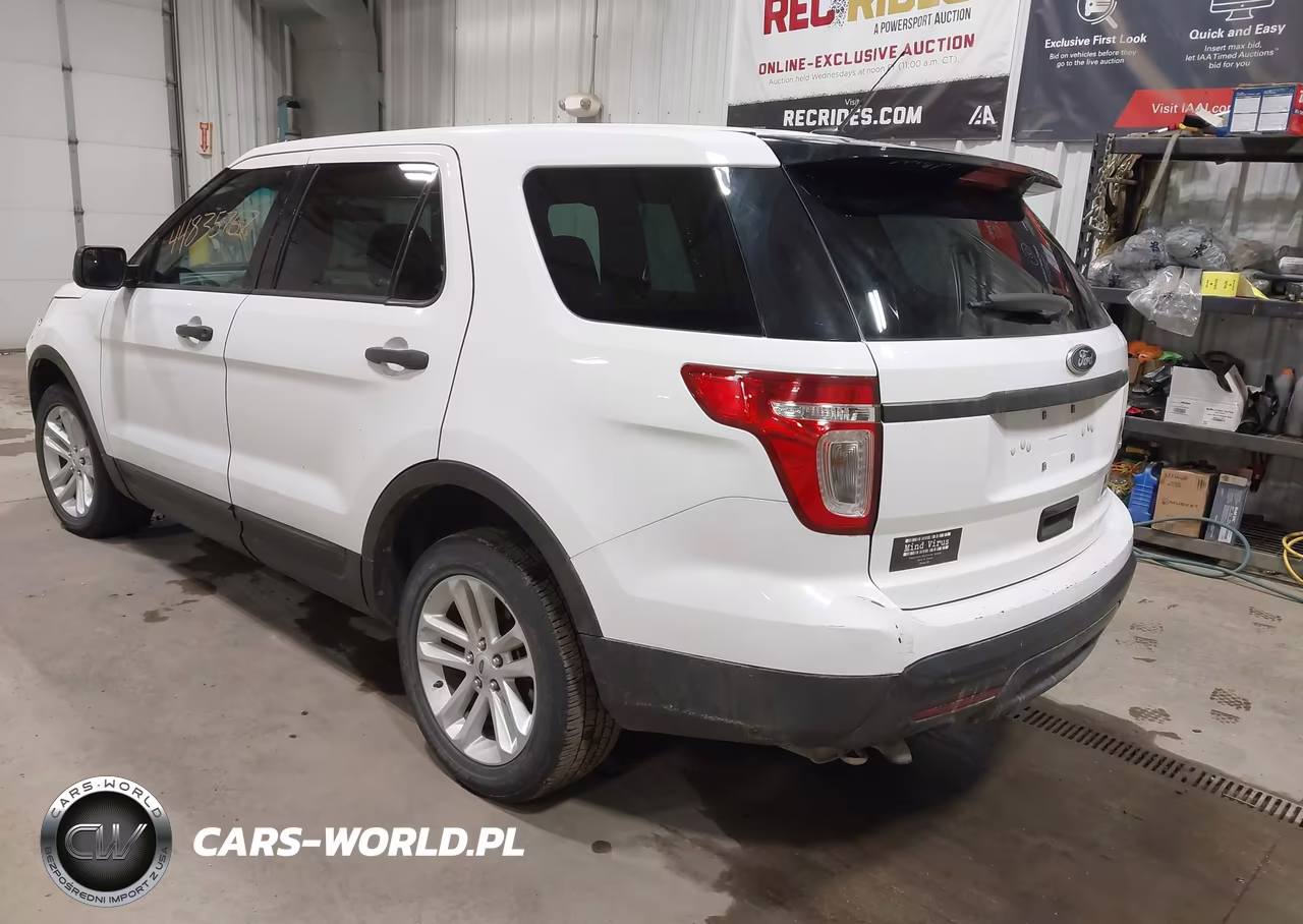 2014 Ford Utility Police Interceptor VIN:1FM5K8AR8EGB74775 - 3