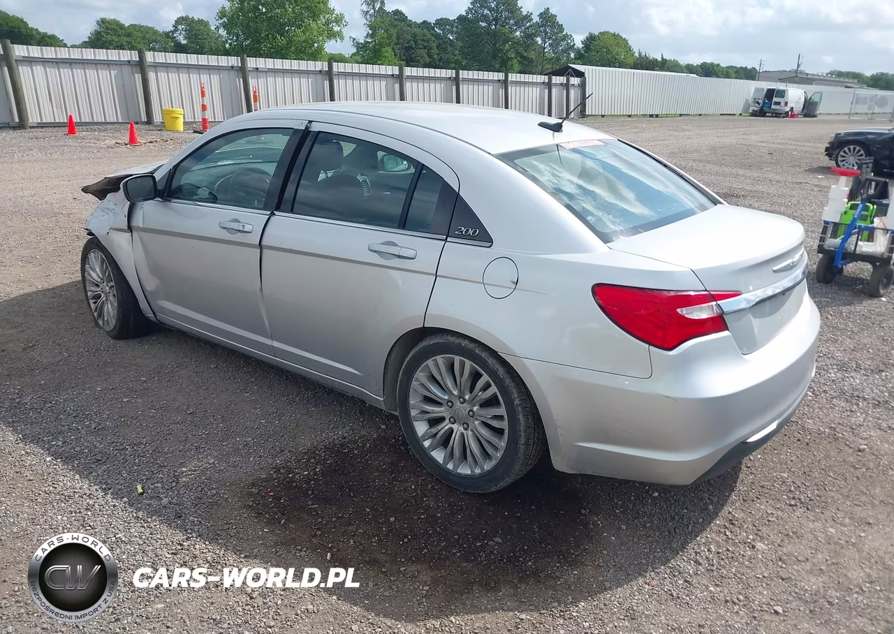 2012 Chrysler 200 Lx VIN:1C3CCBAB8CN155536 - 3