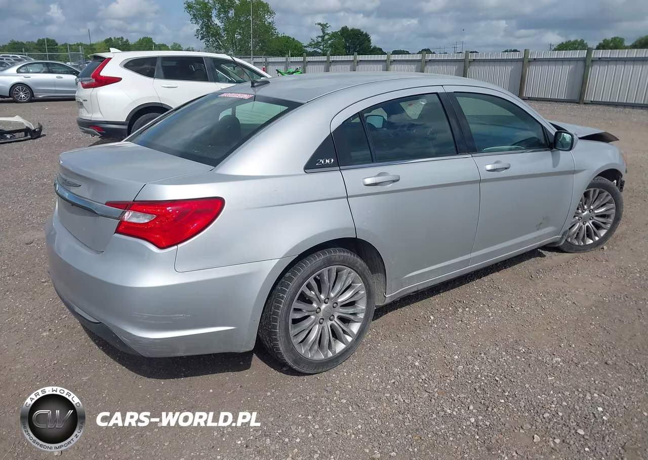 2012 Chrysler 200 Lx VIN:1C3CCBAB8CN155536 - 4