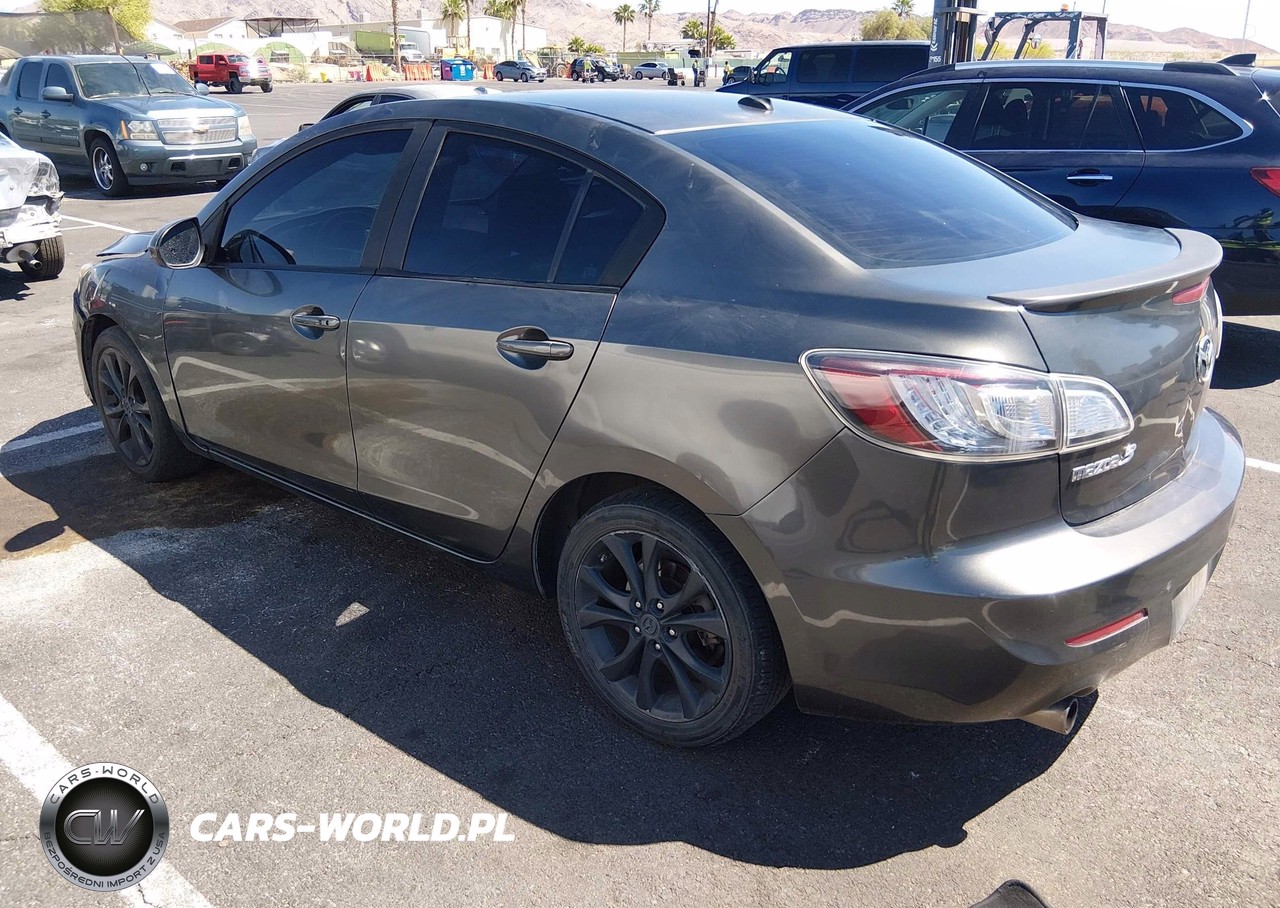 2011 Mazda Mazda3 S Grand Touring VIN:JM1BL1W63B1481568 - 3